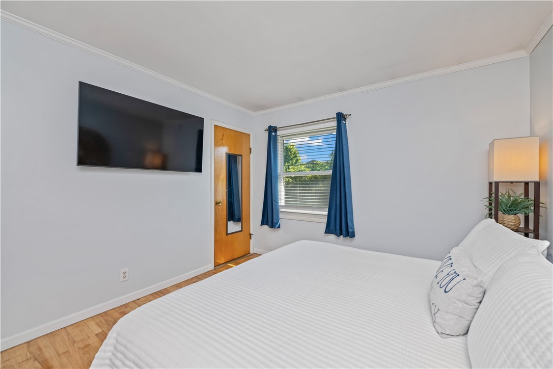 190 Duxbury Road Greece, NY 14626 - Photo 14 of 23