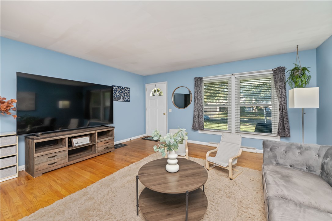 190 Duxbury Road Greece, NY 14626 - Photo 5 of 23