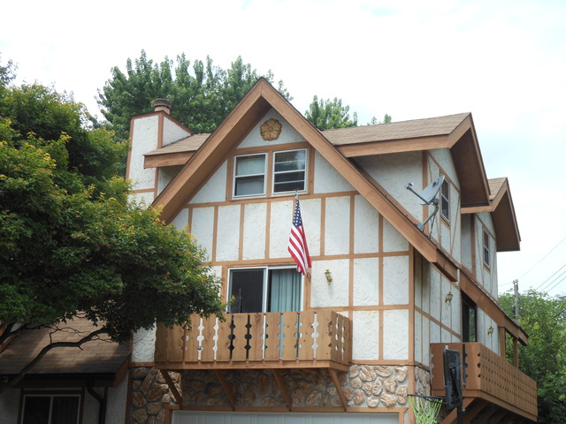 309 Phyllis Avenue Rochelle, IL 61068 - Photo 2 of 20 a front view of a house with a balcony