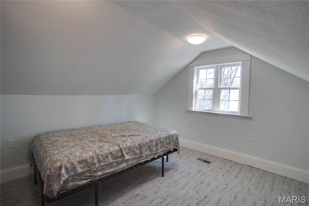 304 Francis Street Gillespie, IL 62033 - Photo 23 of 29