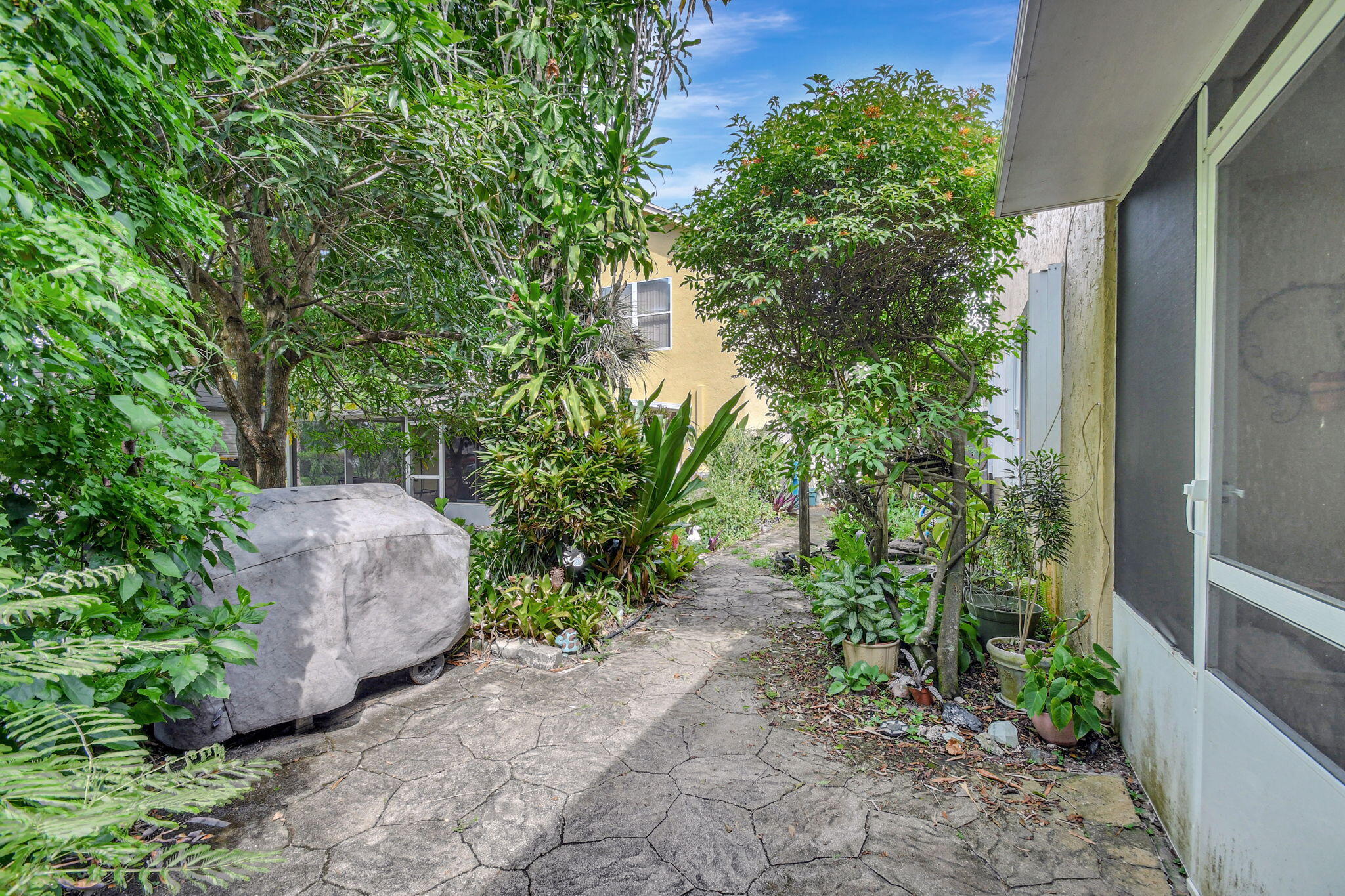 123 Buttonwood Circle Boynton Beach, FL 33436 - Photo 32 of 32 41-web-or-mls-House (41)