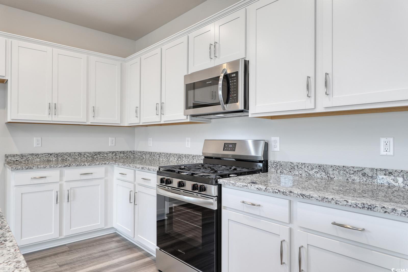 808 St Albans Loop Conway, SC 29526 - Photo 8 of 29 Kitchen with appliances with stainless steel finis