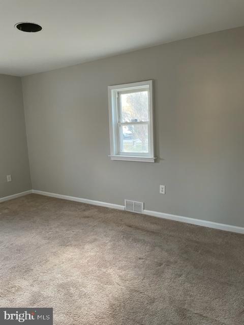 32 Evergreen Circle Dover, DE 19901 - Photo 10 of 13 Main Bedroom