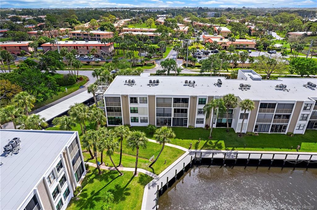 1950 Southwest Palm City Road, Unit 5310 Stuart, FL 34994 - Photo 10 of 72 Gallery Image 10