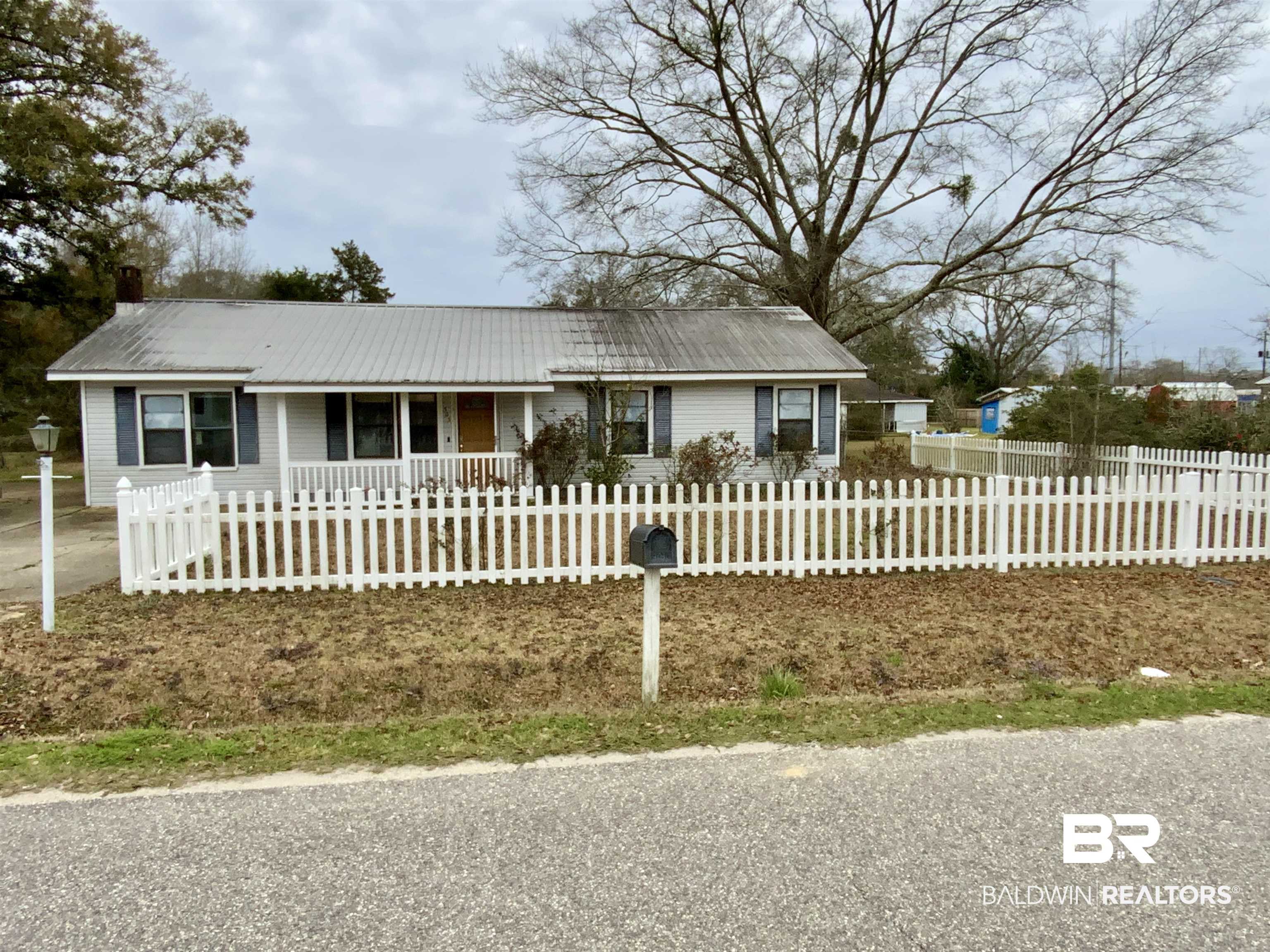 303 Mango Street Bay Minette, AL 36507 - Photo 1 of 20
