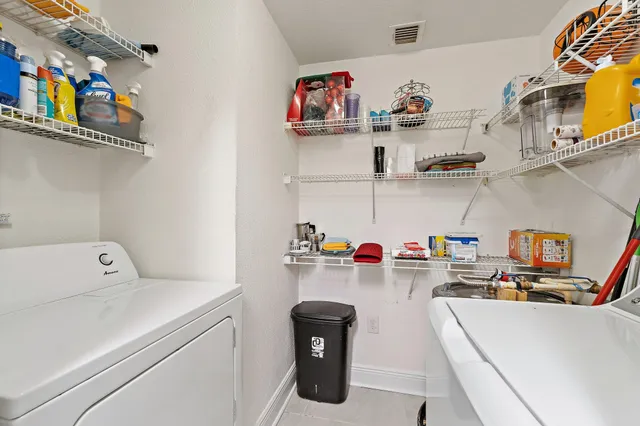 $2,500 | 2809 Amalei Drive, Unit 203, Palm Beach Gardens, FL 33410