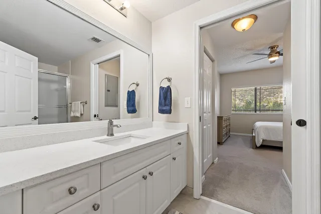 $2,500 | 2809 Amalei Drive, Unit 203, Palm Beach Gardens, FL 33410