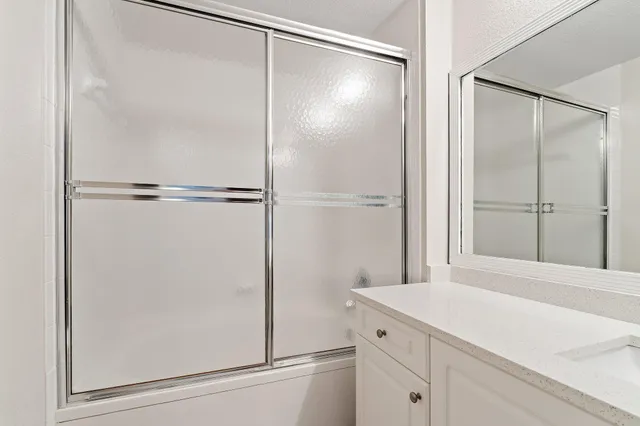 $2,500 | 2809 Amalei Drive, Unit 203, Palm Beach Gardens, FL 33410