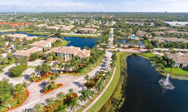 $2,500 | 2809 Amalei Drive, Unit 203, Palm Beach Gardens, FL 33410