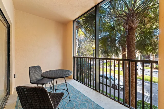 $2,500 | 2809 Amalei Drive, Unit 203, Palm Beach Gardens, FL 33410
