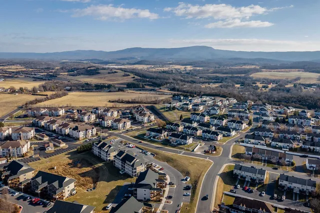 $249,500 | 1138 Paul Revere Court, Harrisonburg, VA 22802