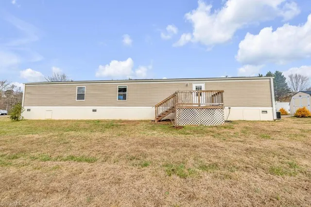 $148,000 | 1095 Willow Creek Drive, Pinnacle, NC 27043