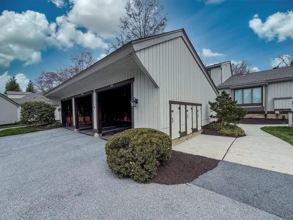 $595,000 | 281 Devon Way, Unit 281, West Chester, PA 19380