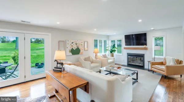 $595,000 | 281 Devon Way, Unit 281, West Chester, PA 19380