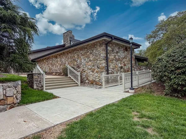 $595,000 | 281 Devon Way, Unit 281, West Chester, PA 19380