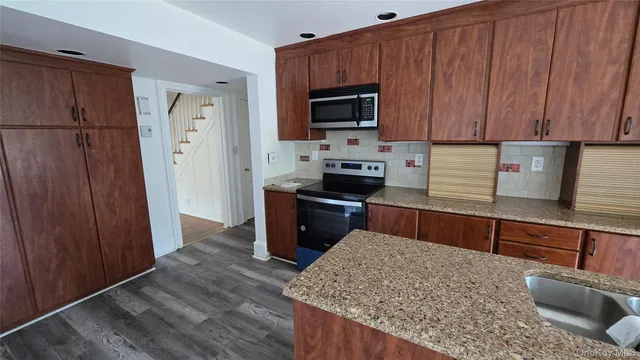 $3,499 | 98 South Hamilton Street, Poughkeepsie, NY 12601