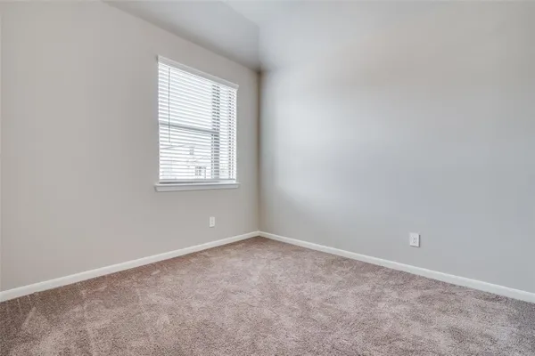 $2,350 | 6127 Tawakoni Lane, Royse City, TX 75189