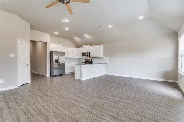 $2,350 | 6127 Tawakoni Lane, Royse City, TX 75189