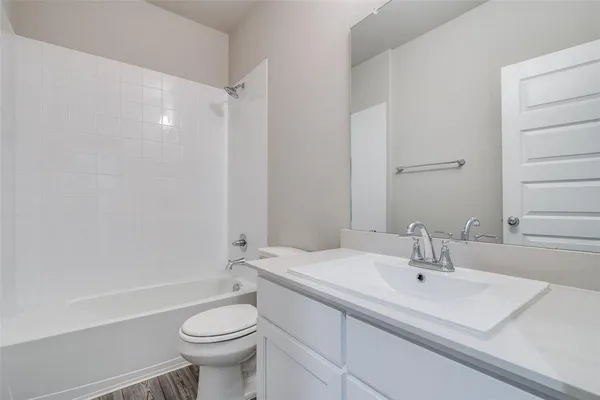 $2,350 | 6127 Tawakoni Lane, Royse City, TX 75189