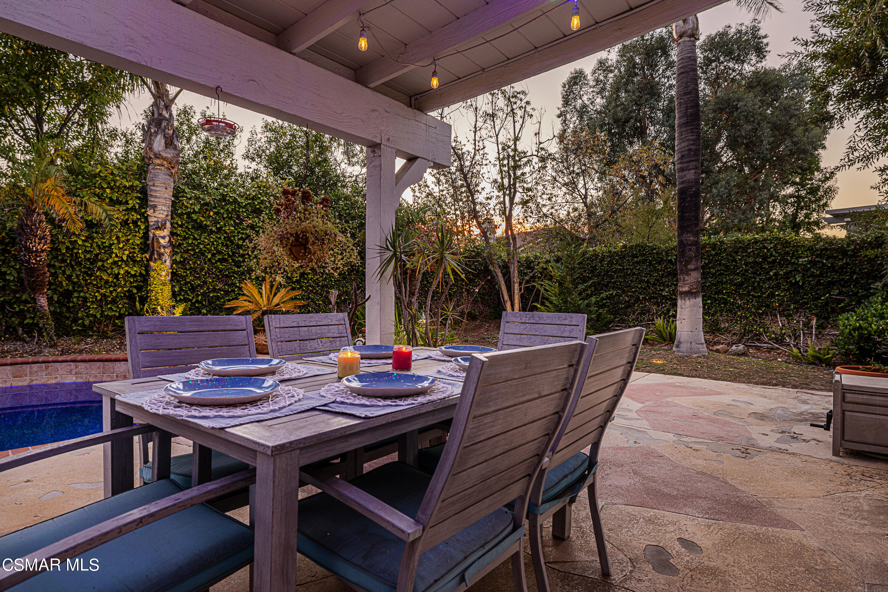 1703 Empty Saddle Road Simi Valley, CA 93063 - Photo 22 of 37 EmptySaddle38