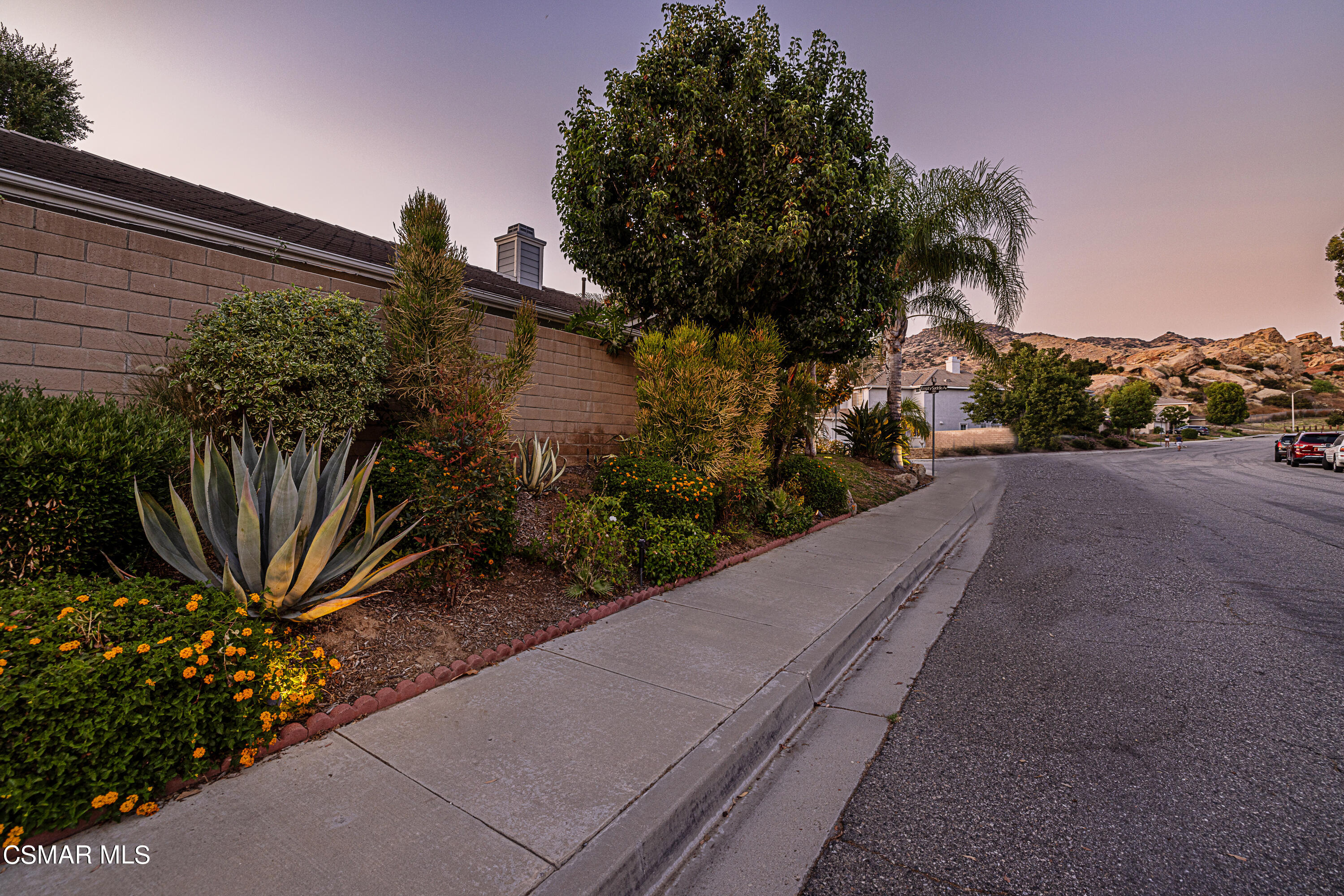 1703 Empty Saddle Road Simi Valley, CA 93063 - Photo 35 of 37 EmptySaddle7