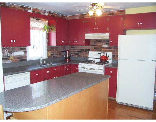 3 Campbell Street Rutland, MA 01543 - Photo 5 of 19