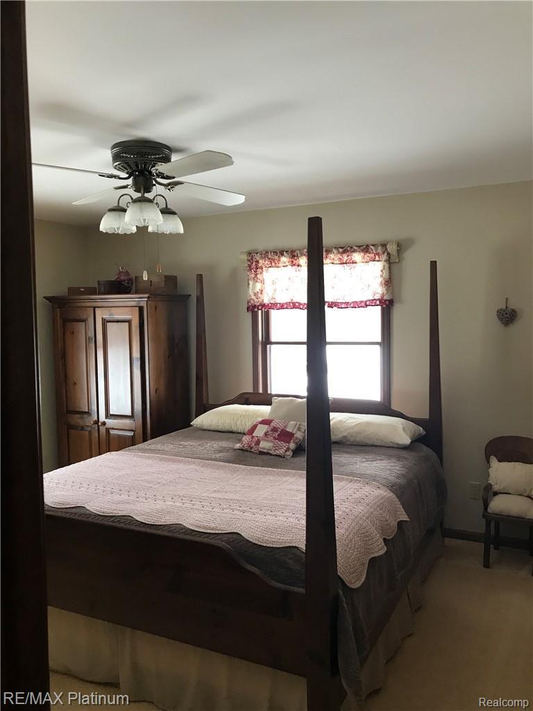 8377 Turner Road Fenton, MI 48430 - Photo 15 of 48 IMG_8692.JPG