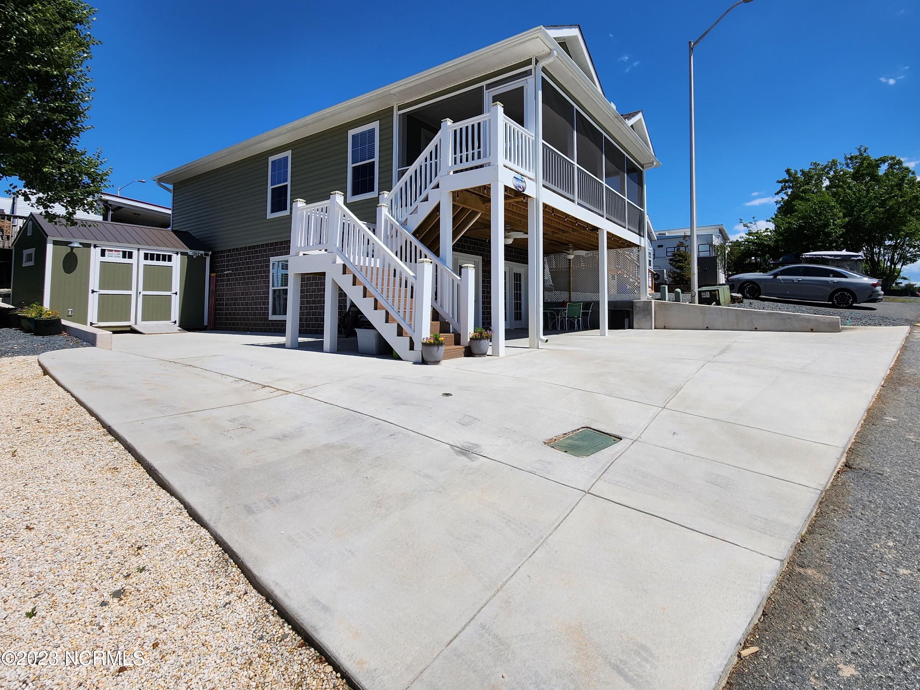 211 Baden View Road New London, NC 28127 - Photo 2 of 45 Left Side View