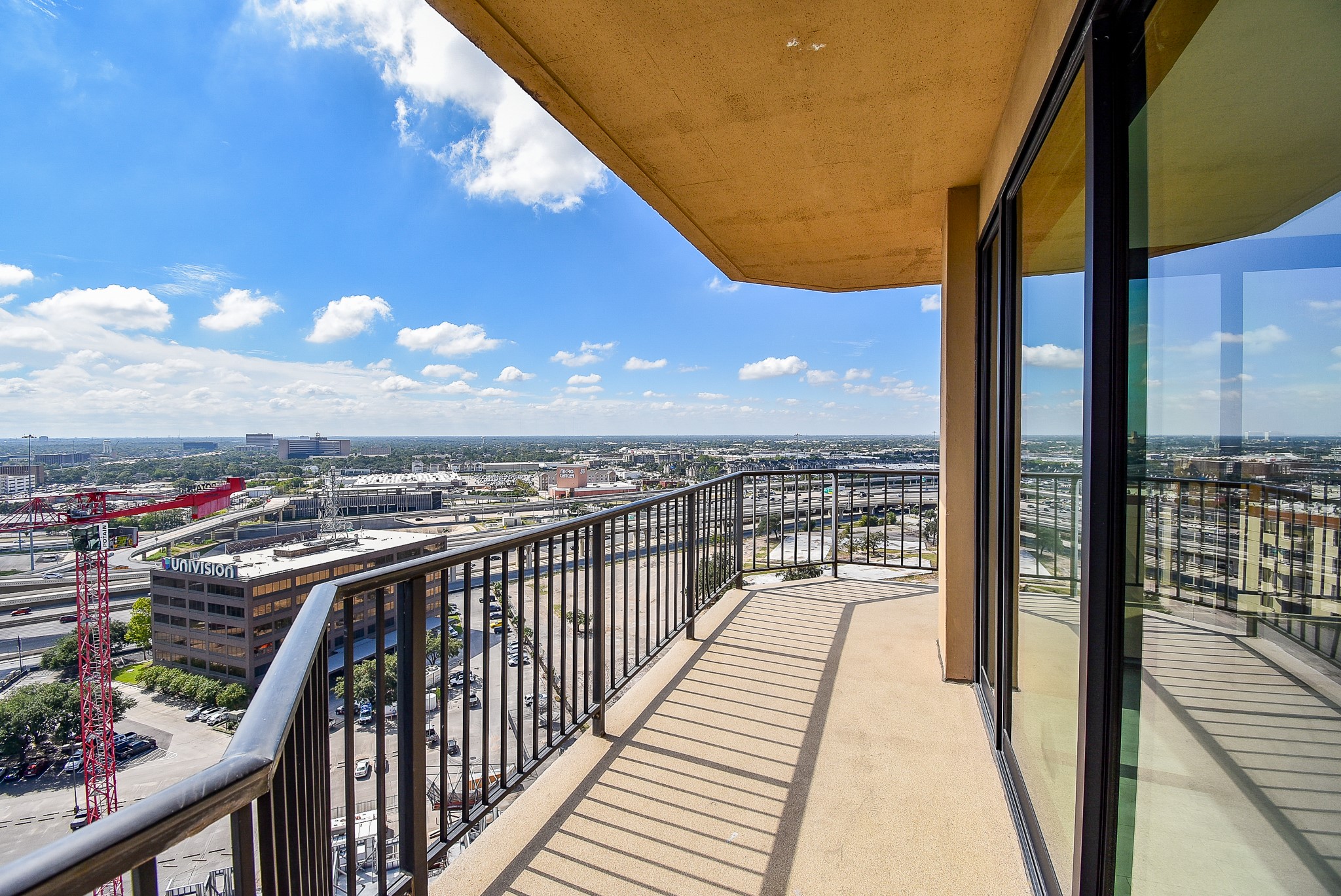 3350 McCue Road, Unit 1801 Houston, TX 77056 - Photo 14 of 50 Gallery Image 14