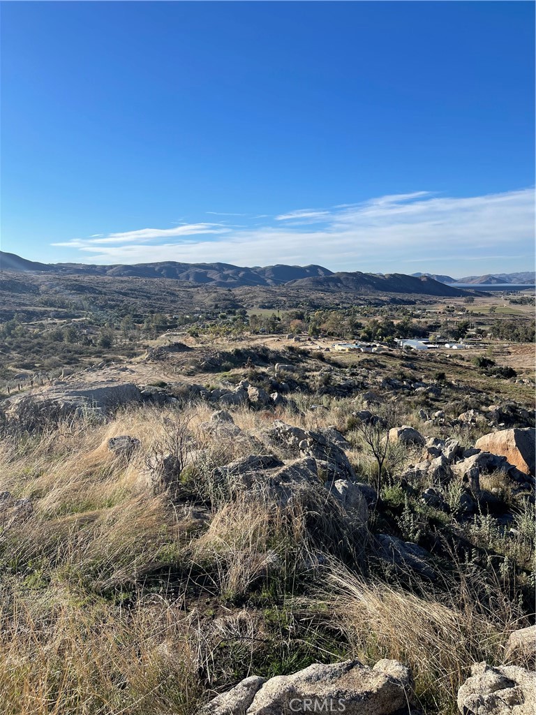 0 Minto Hemet, CA 92544 - Photo 7 of 8 a view of a city