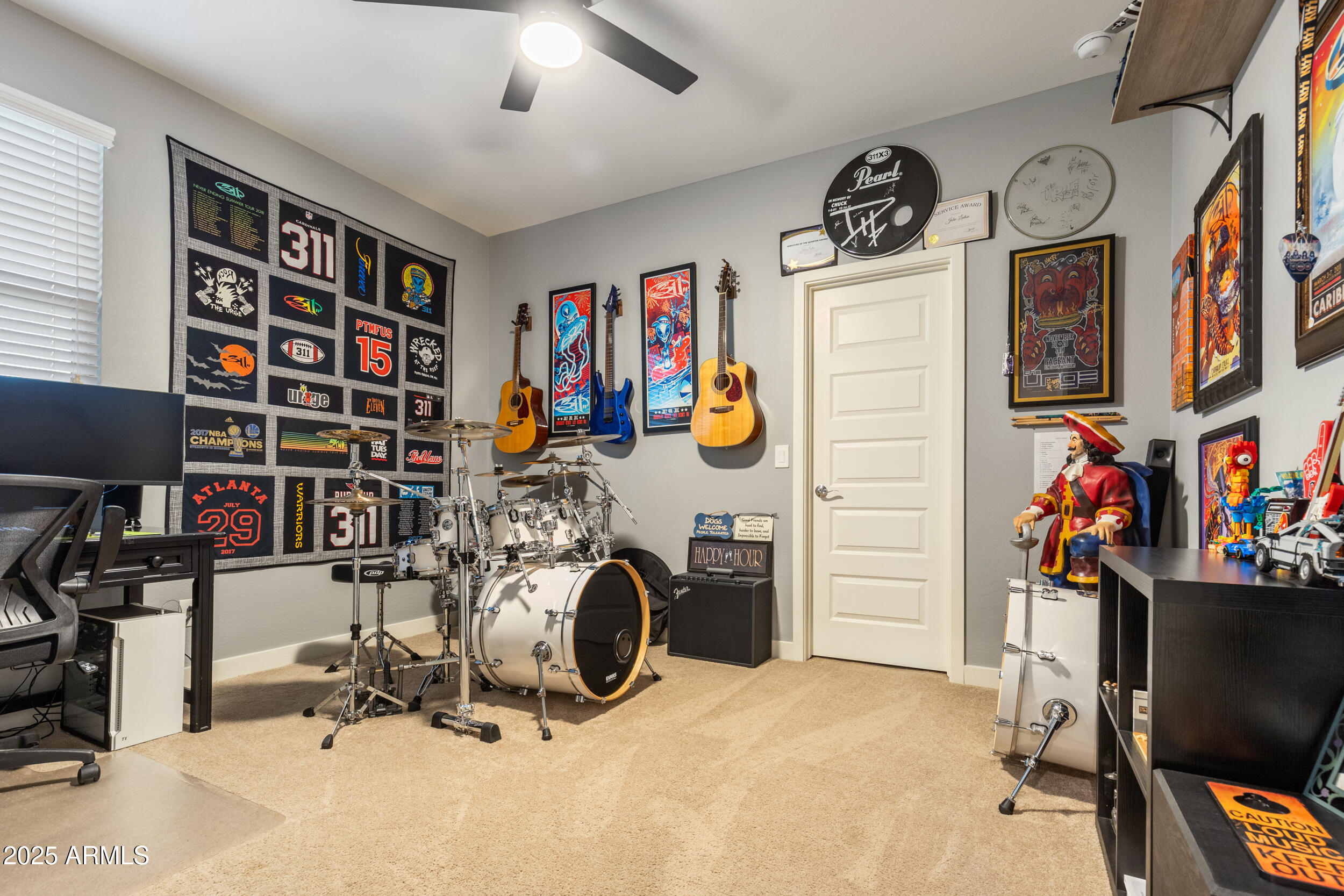37104 Big Bend Road San Tan Valley, AZ 85140 - Photo 12 of 25 a view of a room with gym equipment