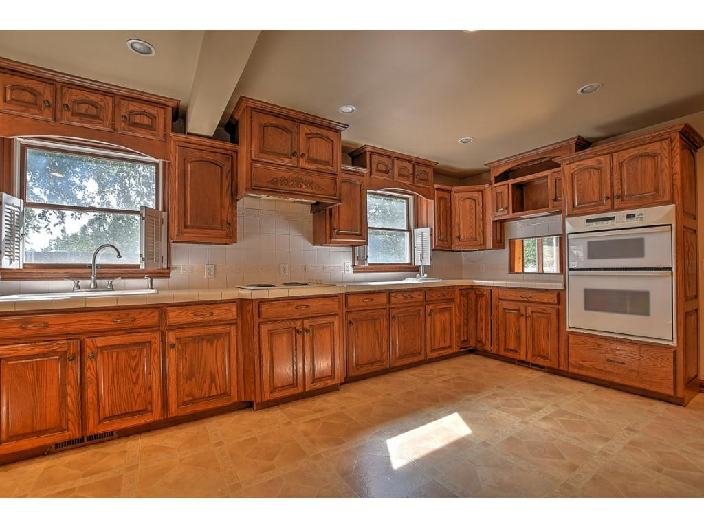 372 Sam Aiken Road Telford, TN 37690 - Photo 14 of 36 Kitchen View 3