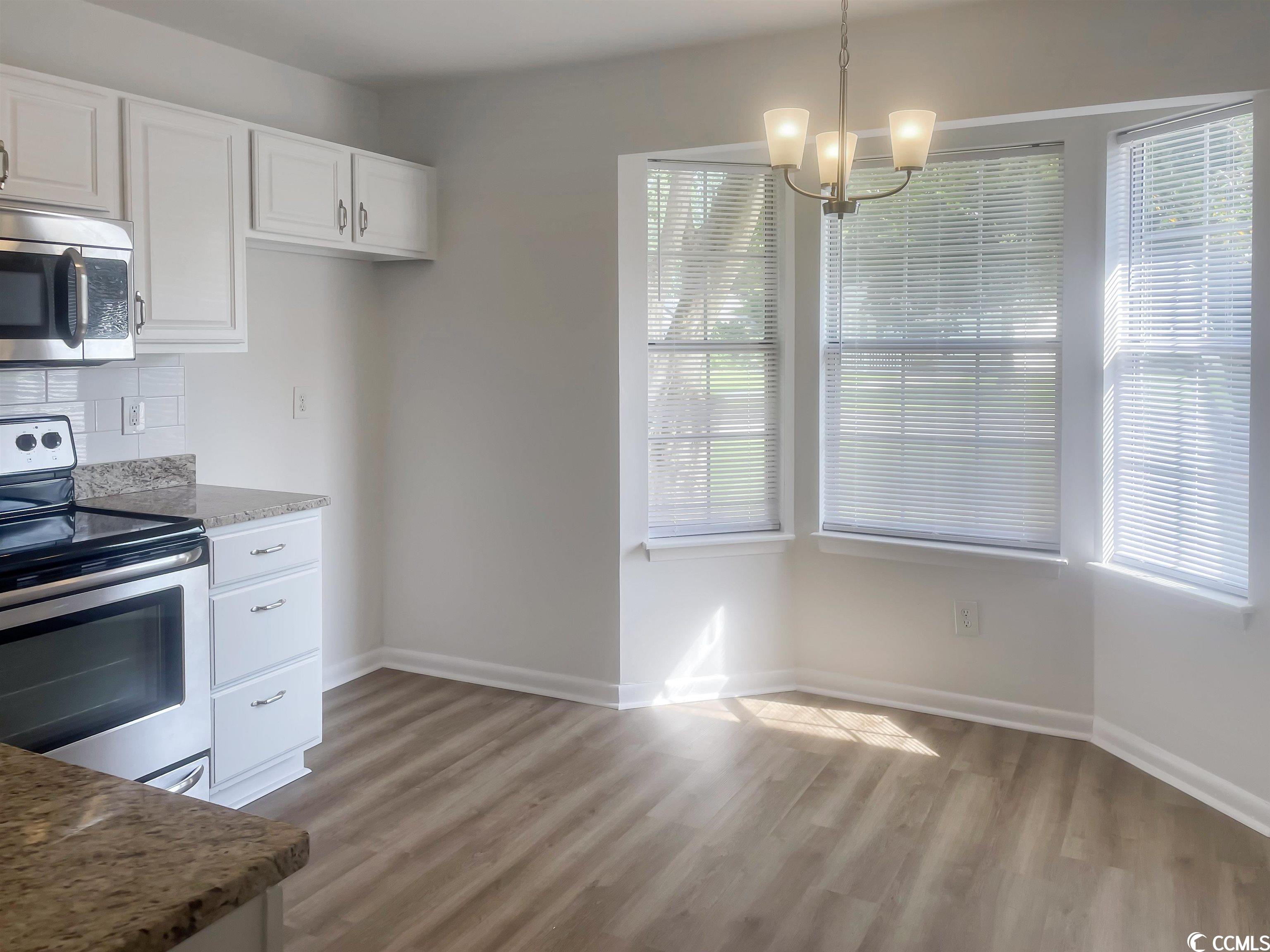9702 Ashley Lane Murrells Inlet, SC 29576 - Photo 7 of 38 Gallery Image 7