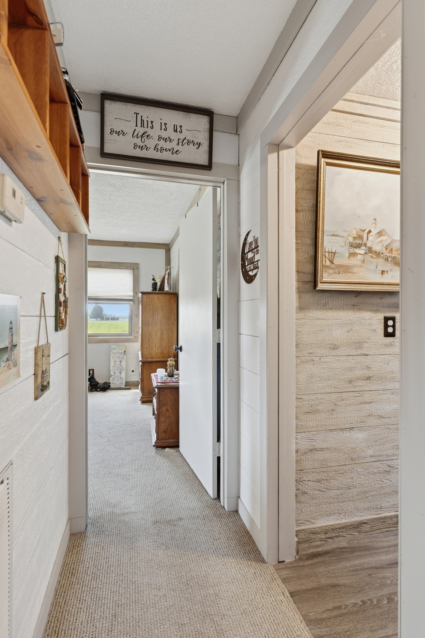 6660 Highland Road Portland, TN 37148 - Photo 25 of 34 a view of a hallway to rooms