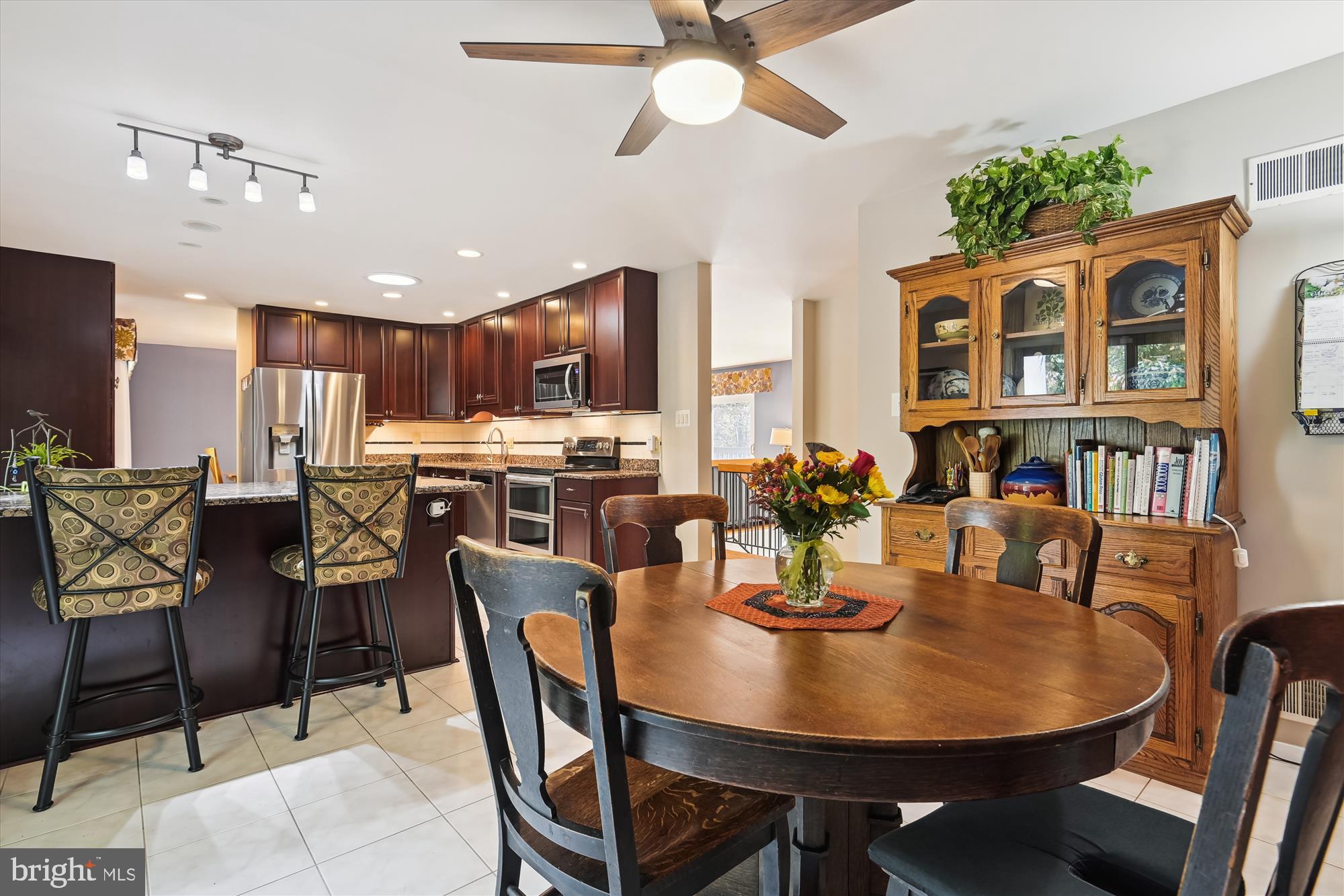 11009 Ring Road Reston, VA 20190 - Photo 14 of 52