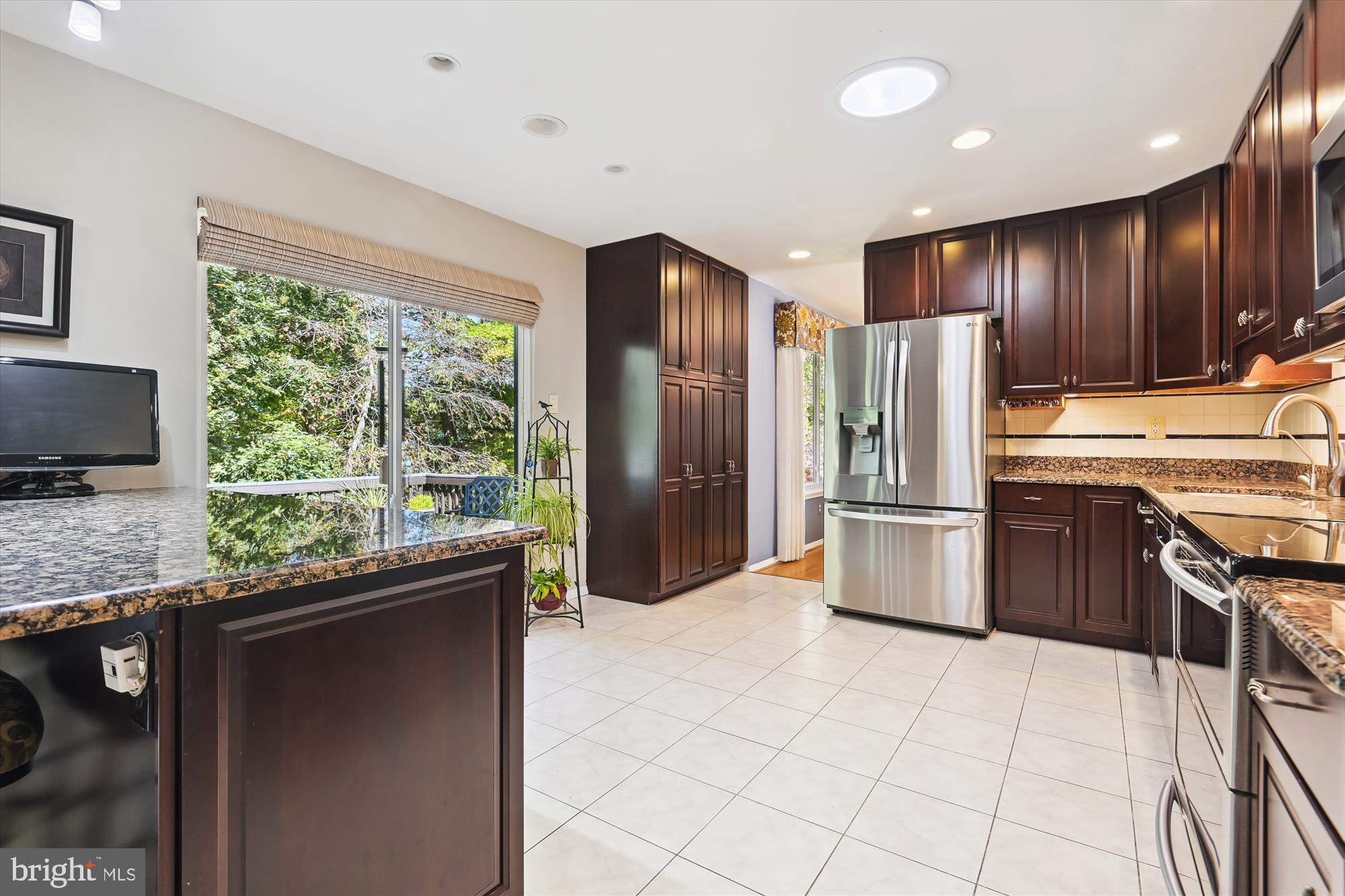 11009 Ring Road Reston, VA 20190 - Photo 15 of 52