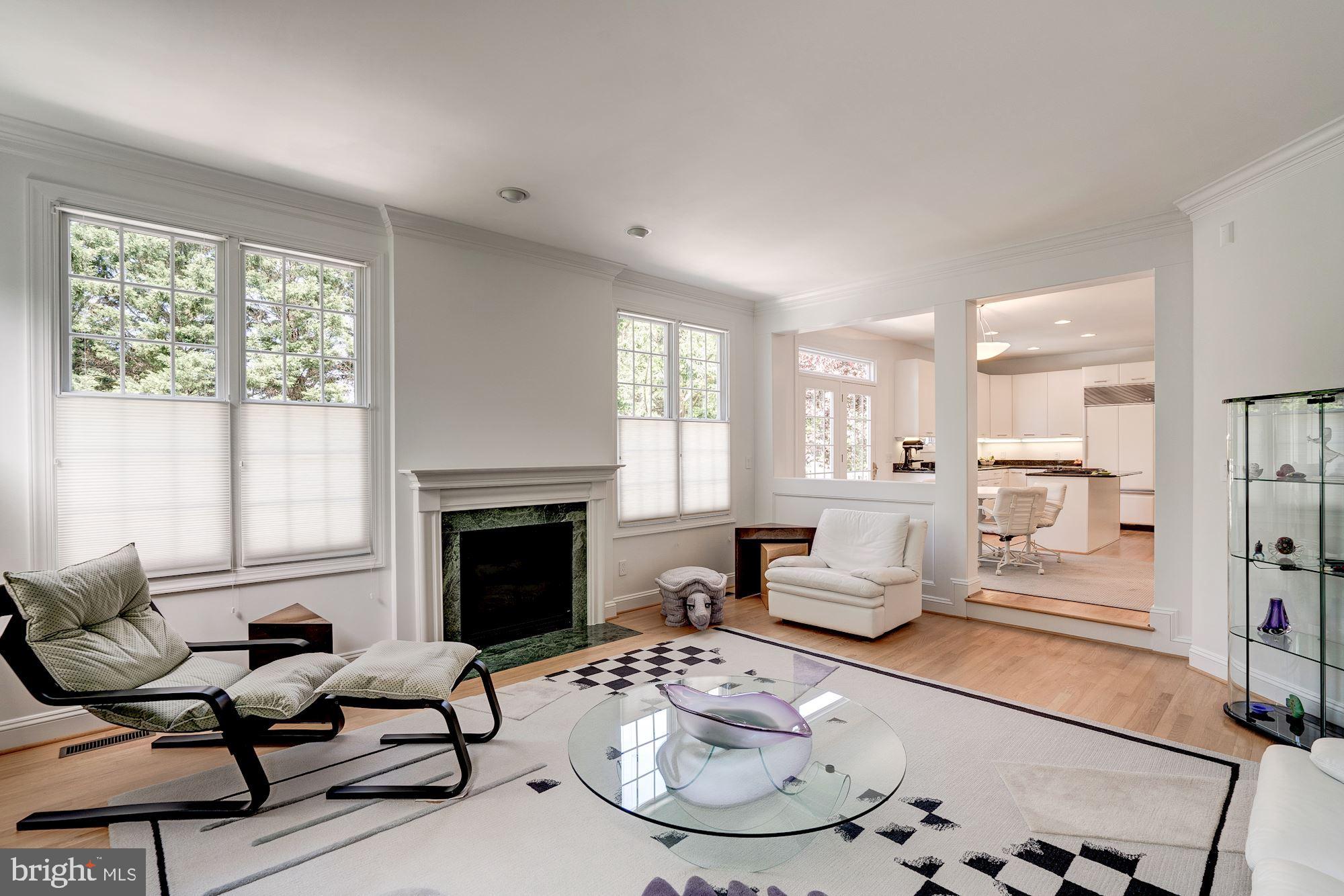 6424 Old Chesterbrook Road McLean, VA 22101 - Photo 18 of 50 Family Room