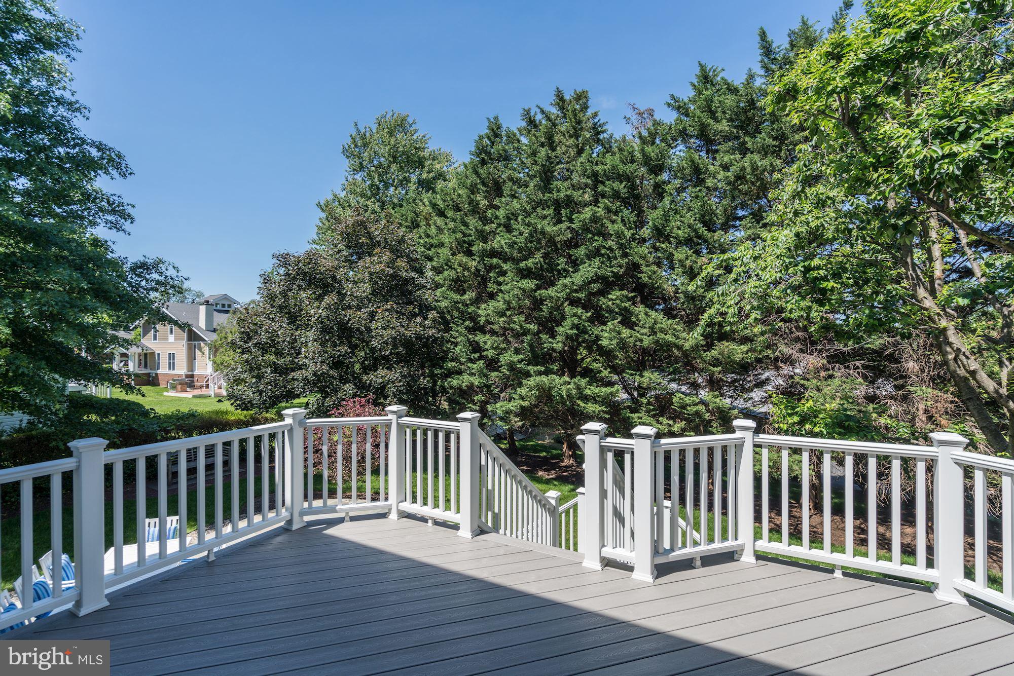 6424 Old Chesterbrook Road McLean, VA 22101 - Photo 43 of 50 Deck