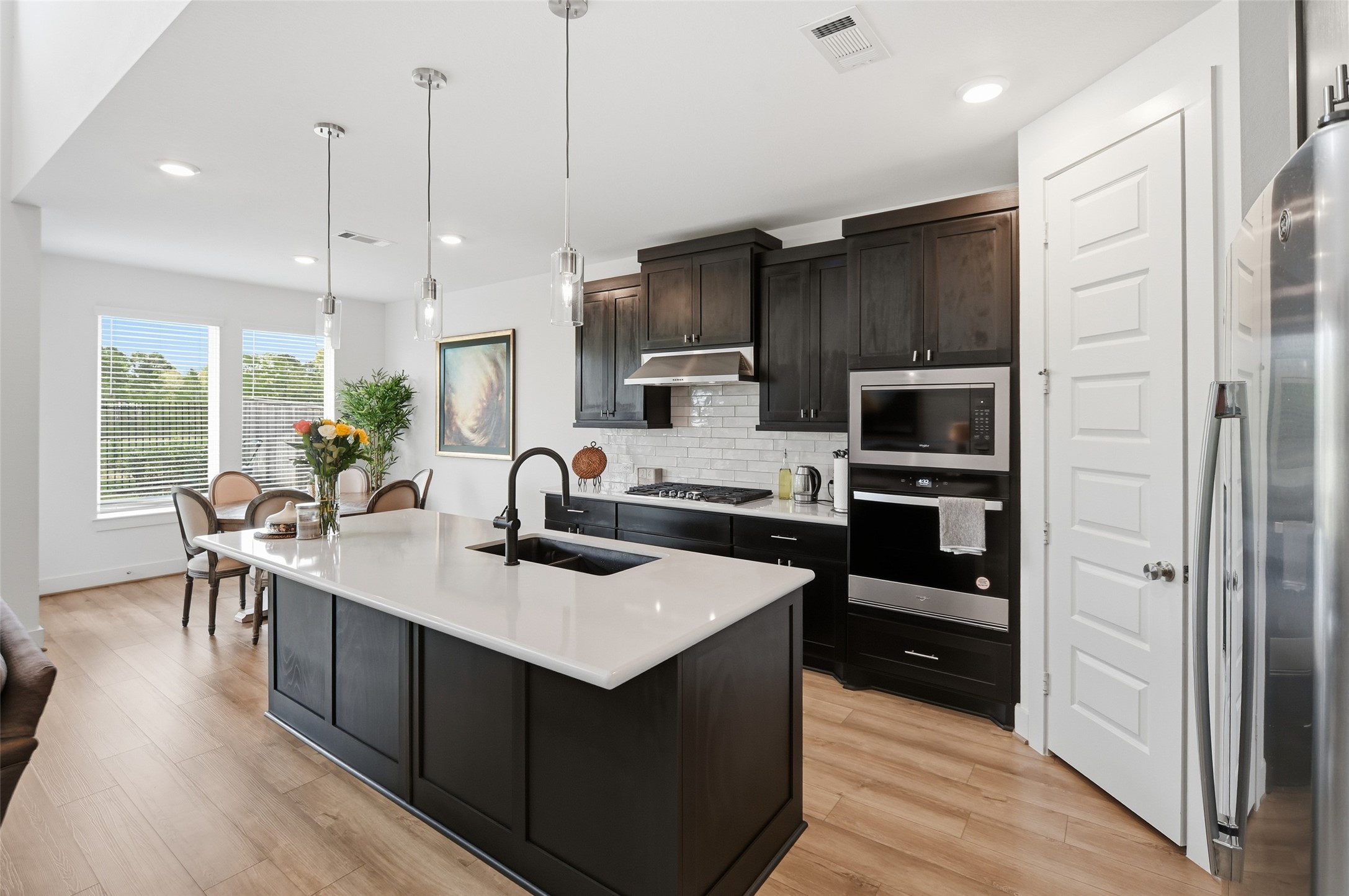 8022 Hingham Lane Spring, TX 77389 - Photo 5 of 42 Upgraded Kitchen