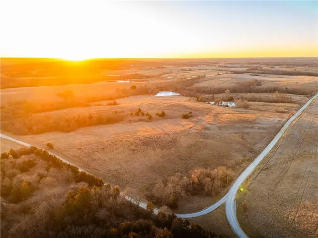 $144,900 | East 240th Street, Ridgeway, MO 64481