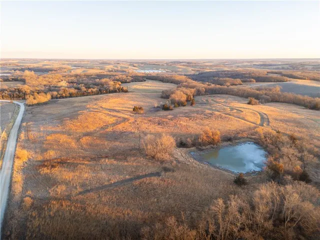 $144,900 | East 240th Street, Ridgeway, MO 64481