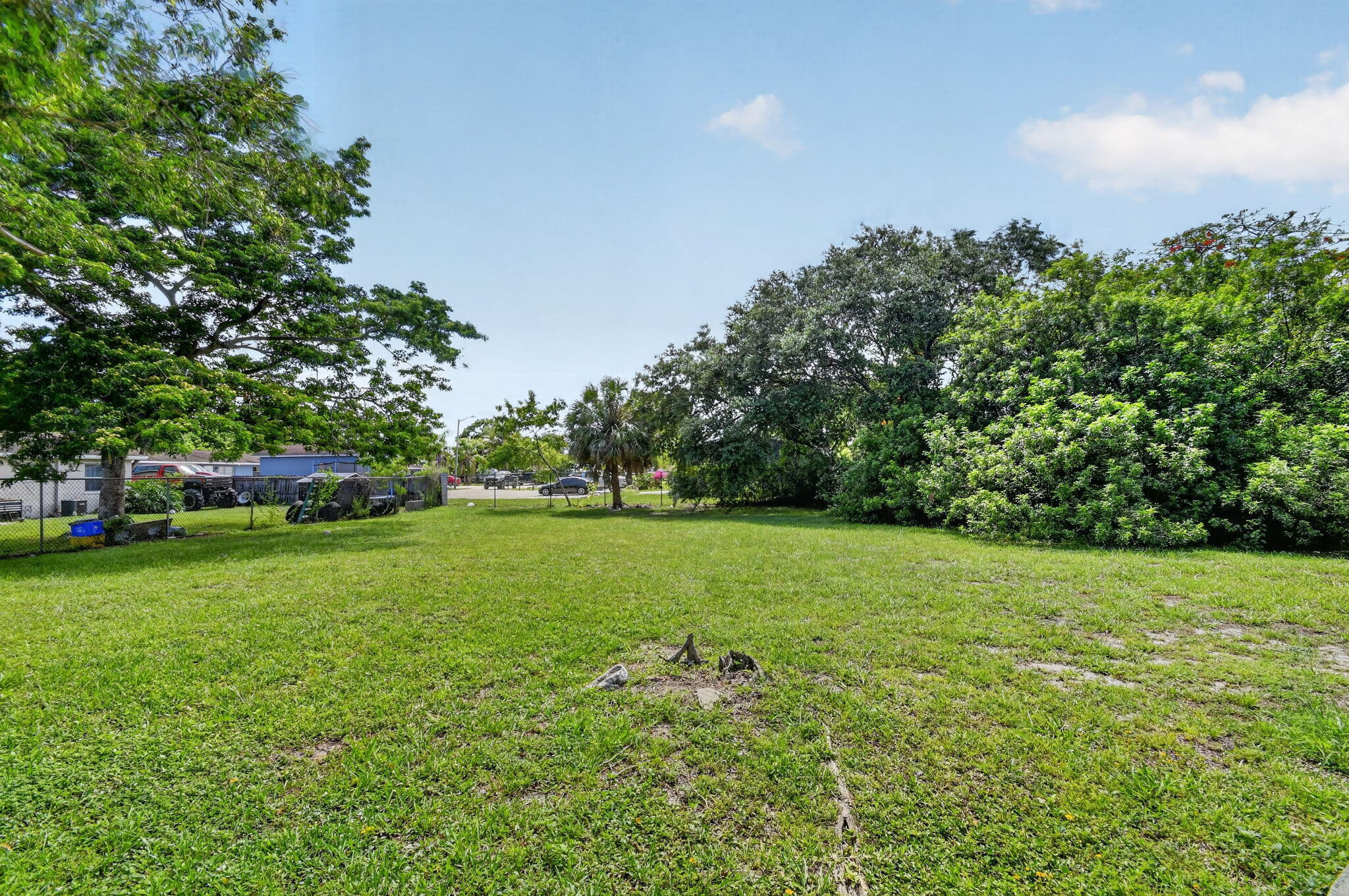 4537 Coconut Road Lake Worth, FL 33461 - Photo 29 of 55 16-web-or-mls-DSC_8790