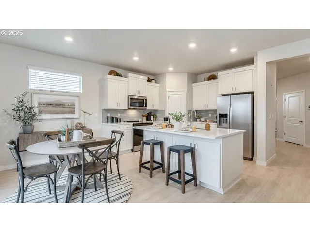 $580,995 | 3542 Southwest Binford Avenue, Gresham, OR 97080