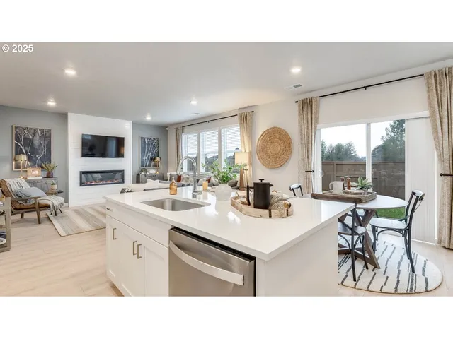 $580,995 | 3542 Southwest Binford Avenue, Gresham, OR 97080