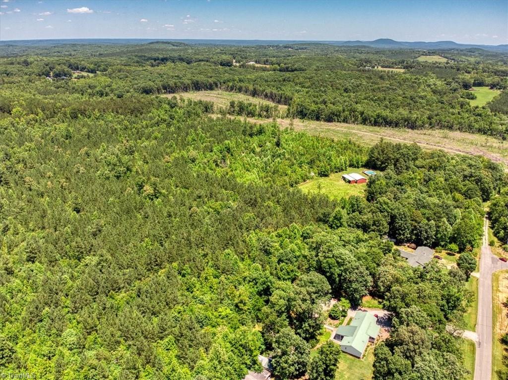 439 Hunters Chase Road Lexington, NC 27292 - Photo 9 of 16