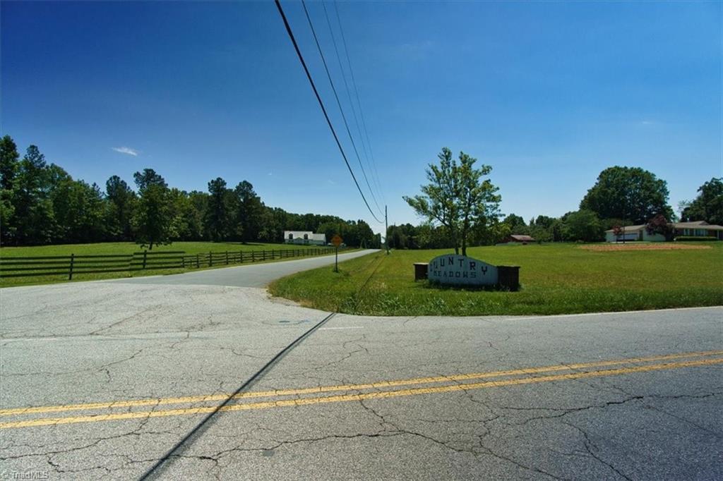 439 Hunters Chase Road Lexington, NC 27292 - Photo 10 of 16