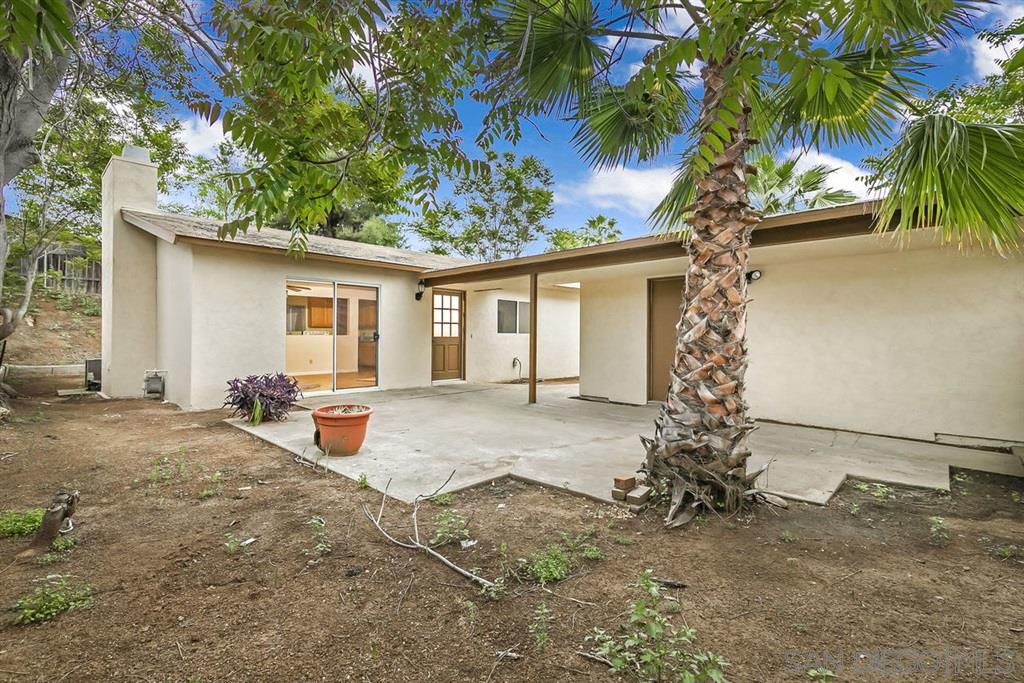 9050 Northcote Road Santee, CA 92071 - Photo 3 of 23 Gallery Image 3