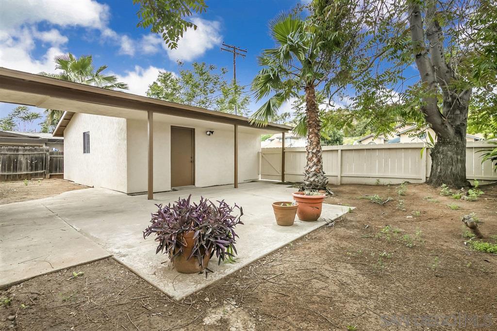 9050 Northcote Road Santee, CA 92071 - Photo 5 of 23 Gallery Image 5