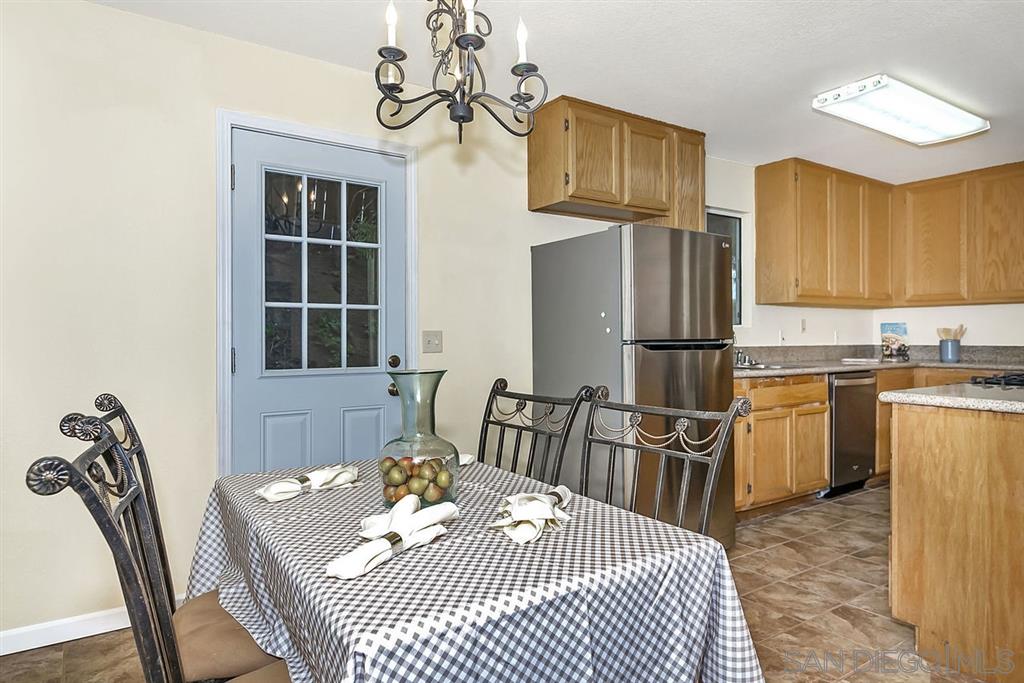 9050 Northcote Road Santee, CA 92071 - Photo 9 of 23 Gallery Image 9