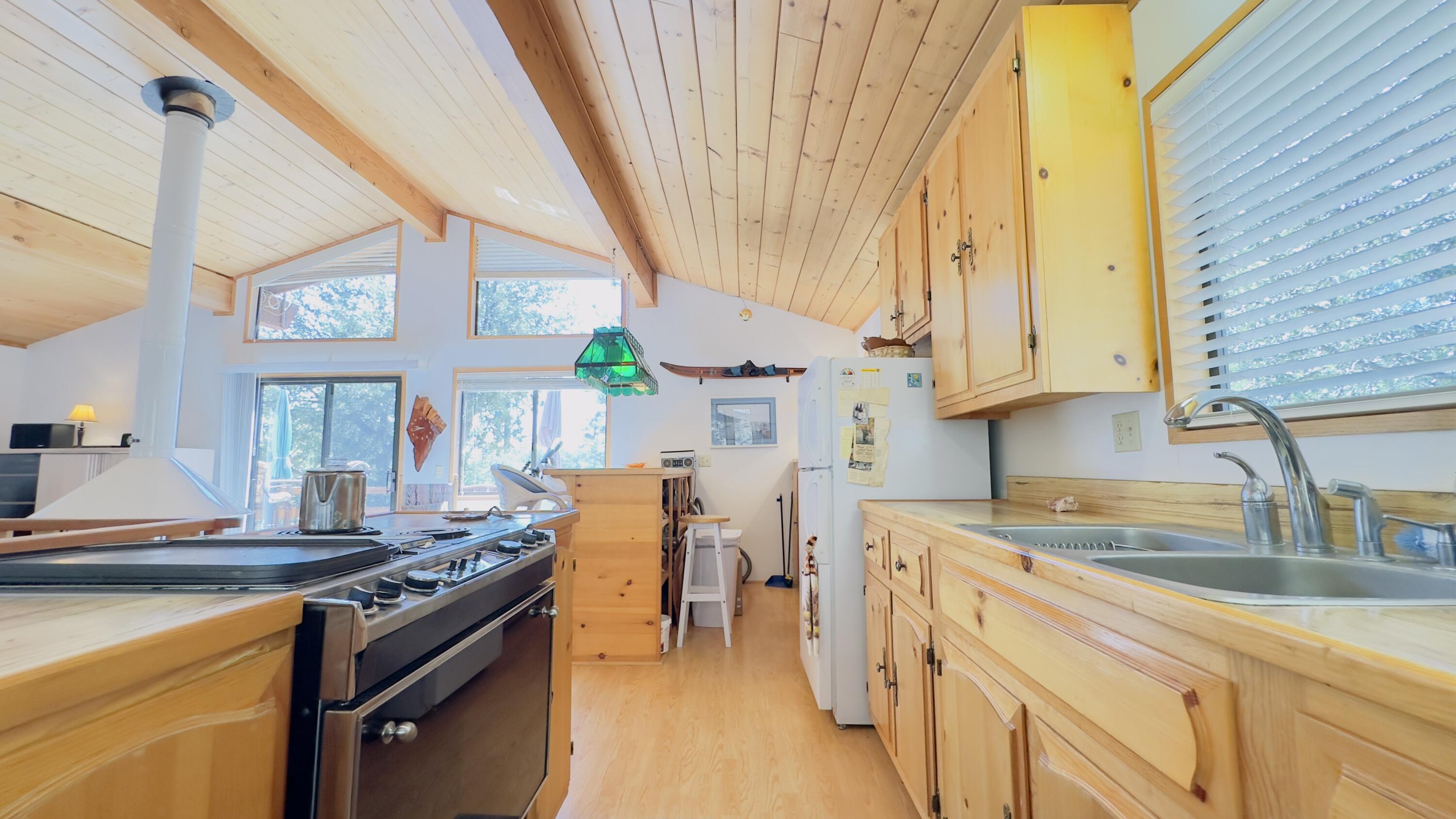 24655 Logan Creek Road Idyllwild, CA 92549 - Photo 6 of 19 image2